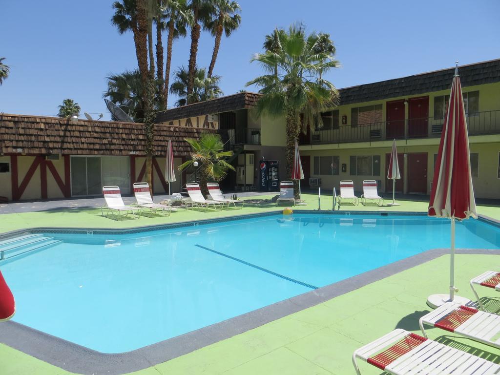 פאלם ספרינגס Desert Lodge מראה חיצוני תמונה