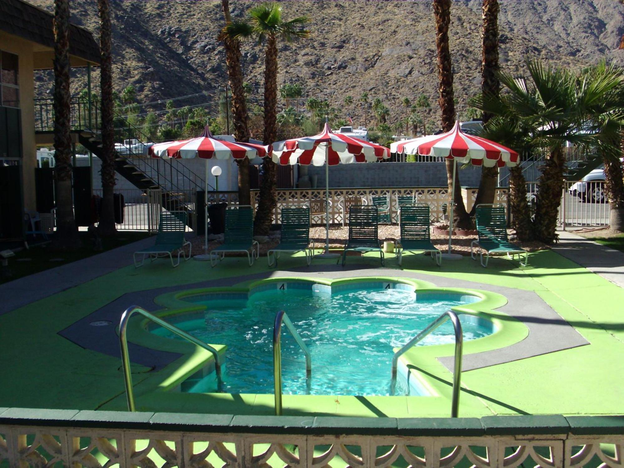 פאלם ספרינגס Desert Lodge מראה חיצוני תמונה