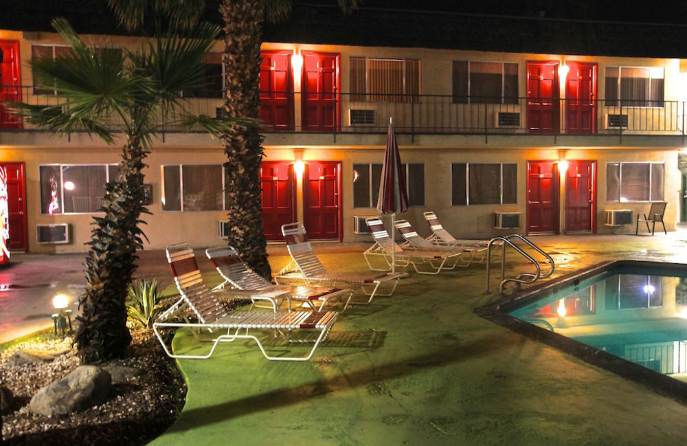 פאלם ספרינגס Desert Lodge מראה חיצוני תמונה