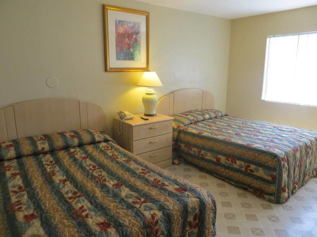 פאלם ספרינגס Desert Lodge מראה חיצוני תמונה
