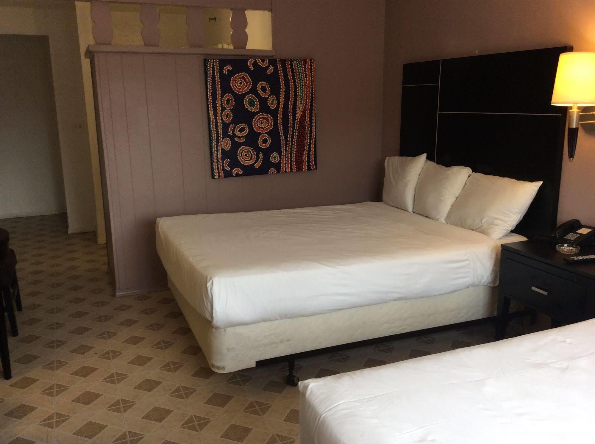פאלם ספרינגס Desert Lodge מראה חיצוני תמונה